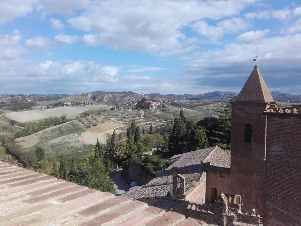 Agriturismo Il Torrione Villa Certaldo Buitenkant foto